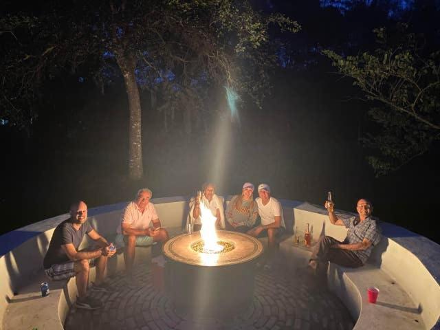 Jupiter Waterfalls - Newly Updated - Tiki Hut, Fire Pit, Kitchen, Pool Heater And More Exteriör bild