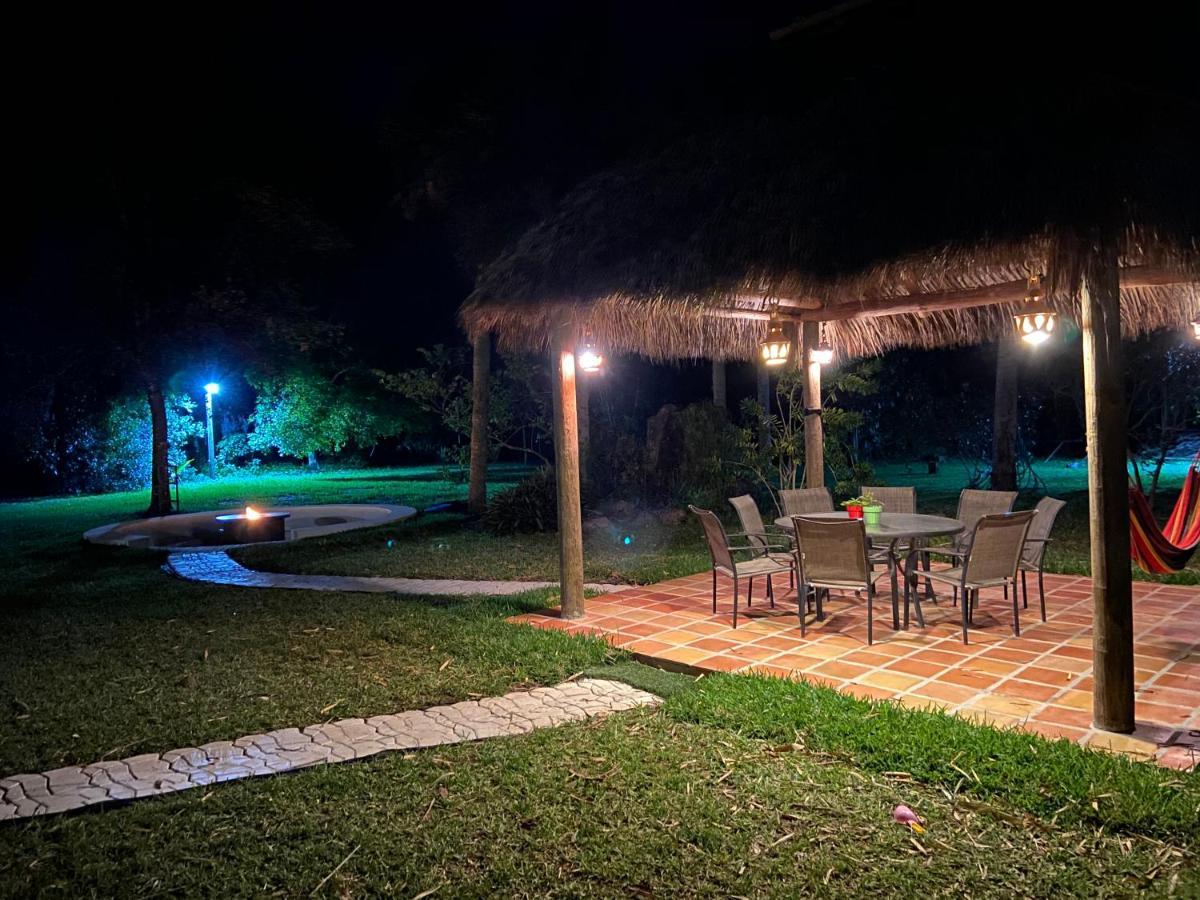 Jupiter Waterfalls - Newly Updated - Tiki Hut, Fire Pit, Kitchen, Pool Heater And More Exteriör bild