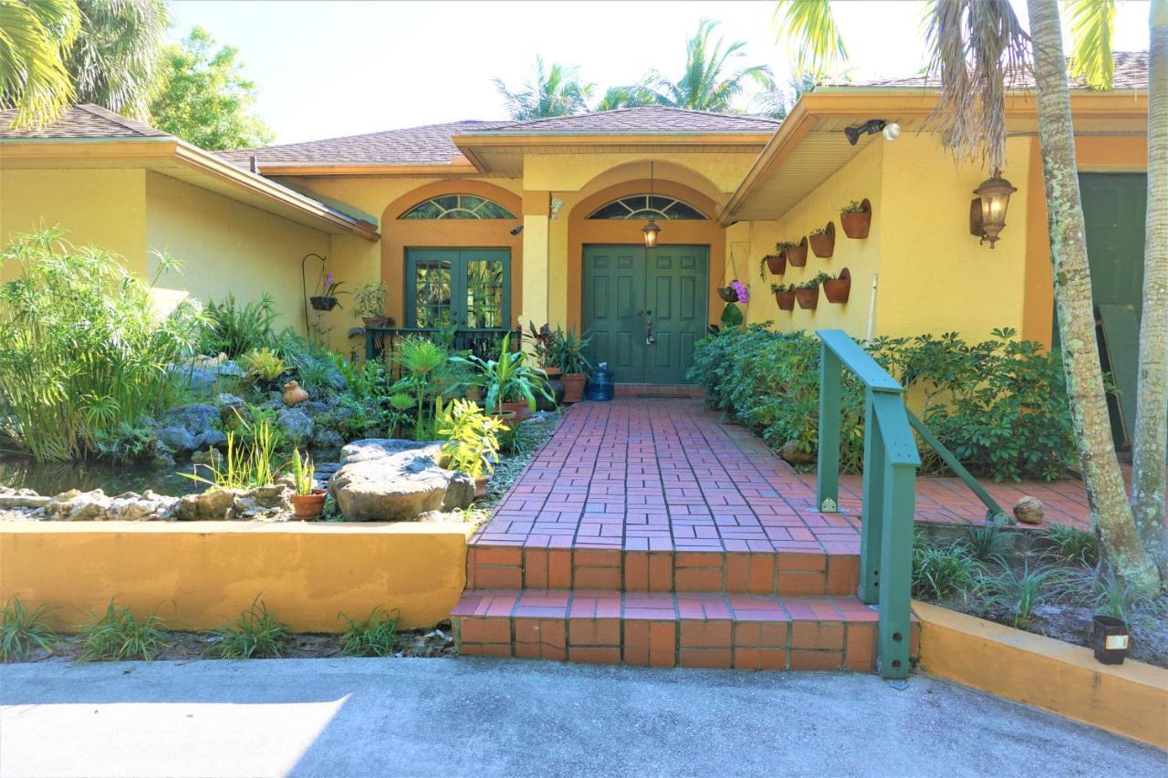 Jupiter Waterfalls - Newly Updated - Tiki Hut, Fire Pit, Kitchen, Pool Heater And More Exteriör bild